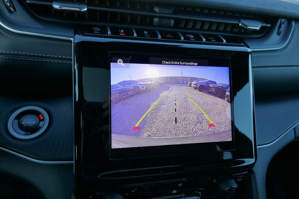 New 2025 Jeep Grand Cherokee L Altitude image 16