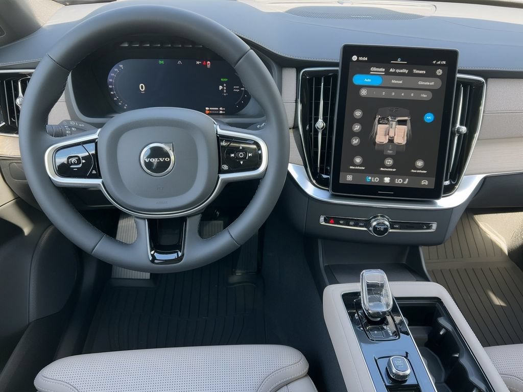 New 2026 Volvo XC90 T8 Ultra w/ Protection Package AWD/4WD image 5