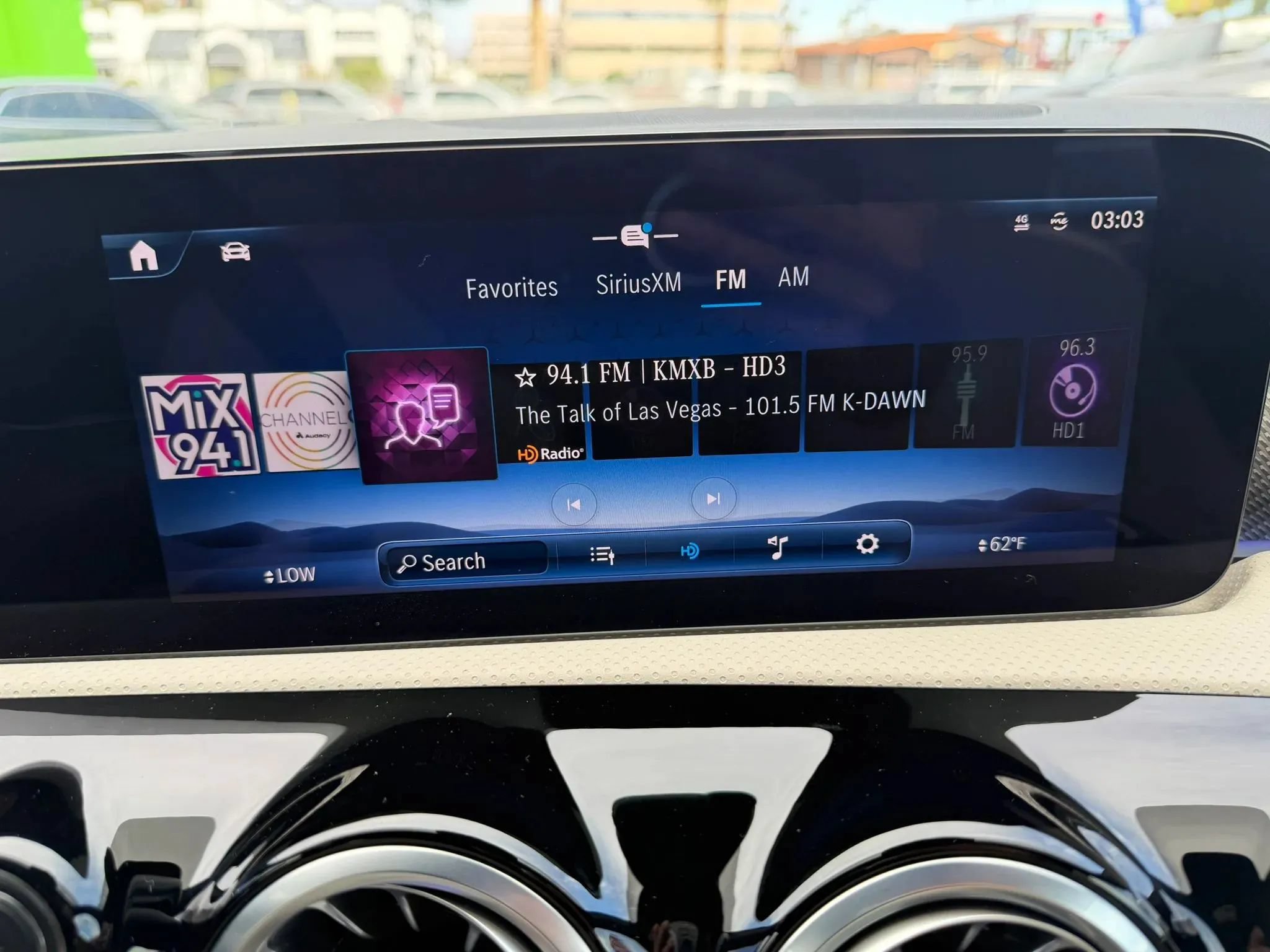Used 2024 Mercedes-Benz CLA 250 4MATIC image 22