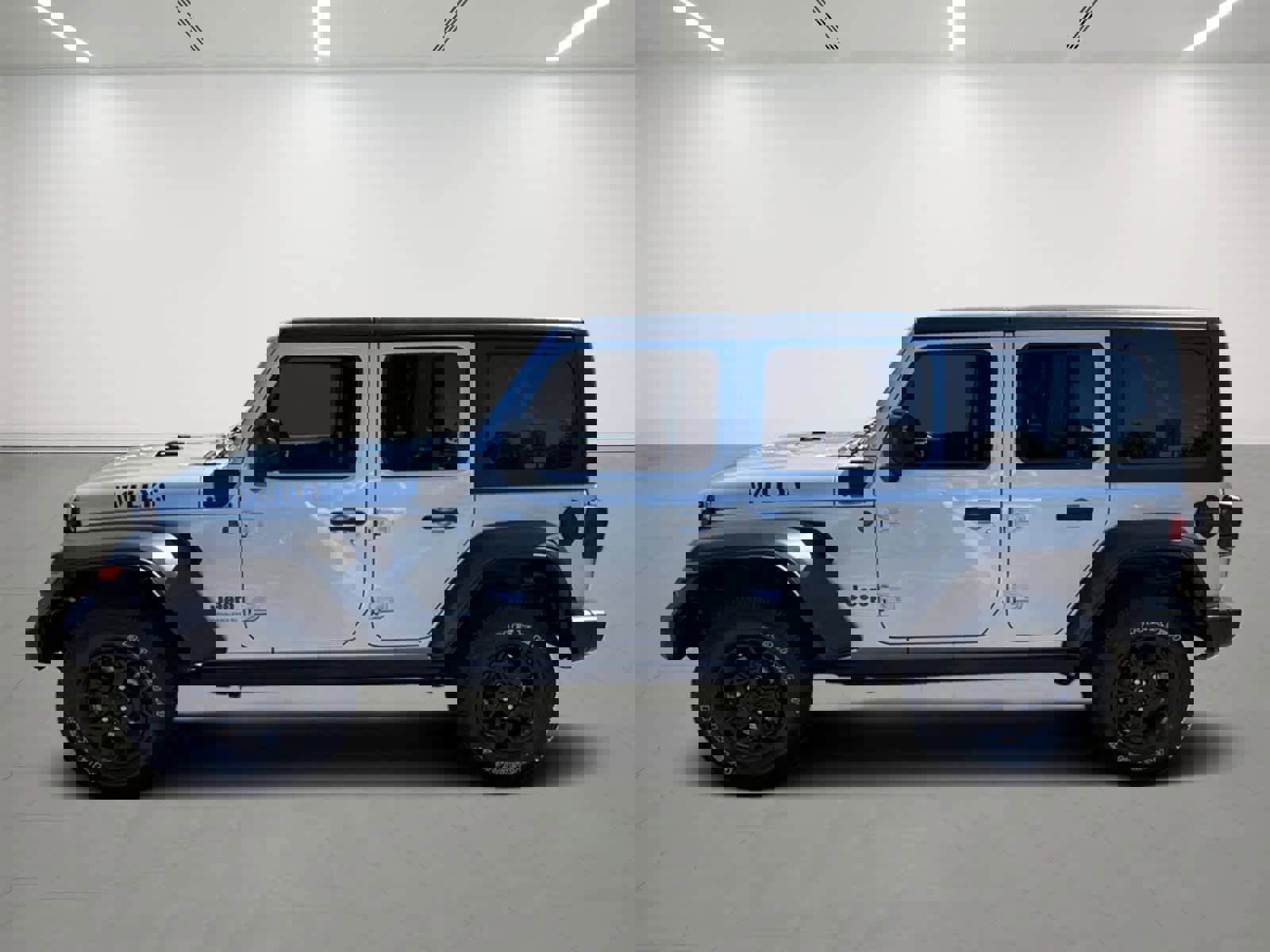 Used 2023 Jeep Wrangler Unlimited image 3