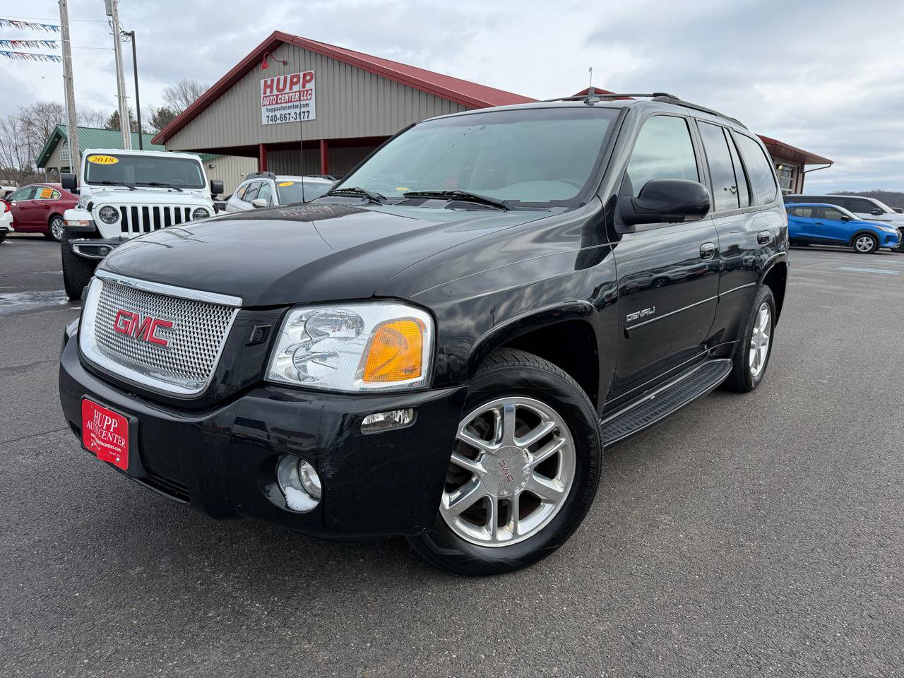 Used 2009 GMC Envoy Denali w/ Sun And 6-Disc Cd Package image 1