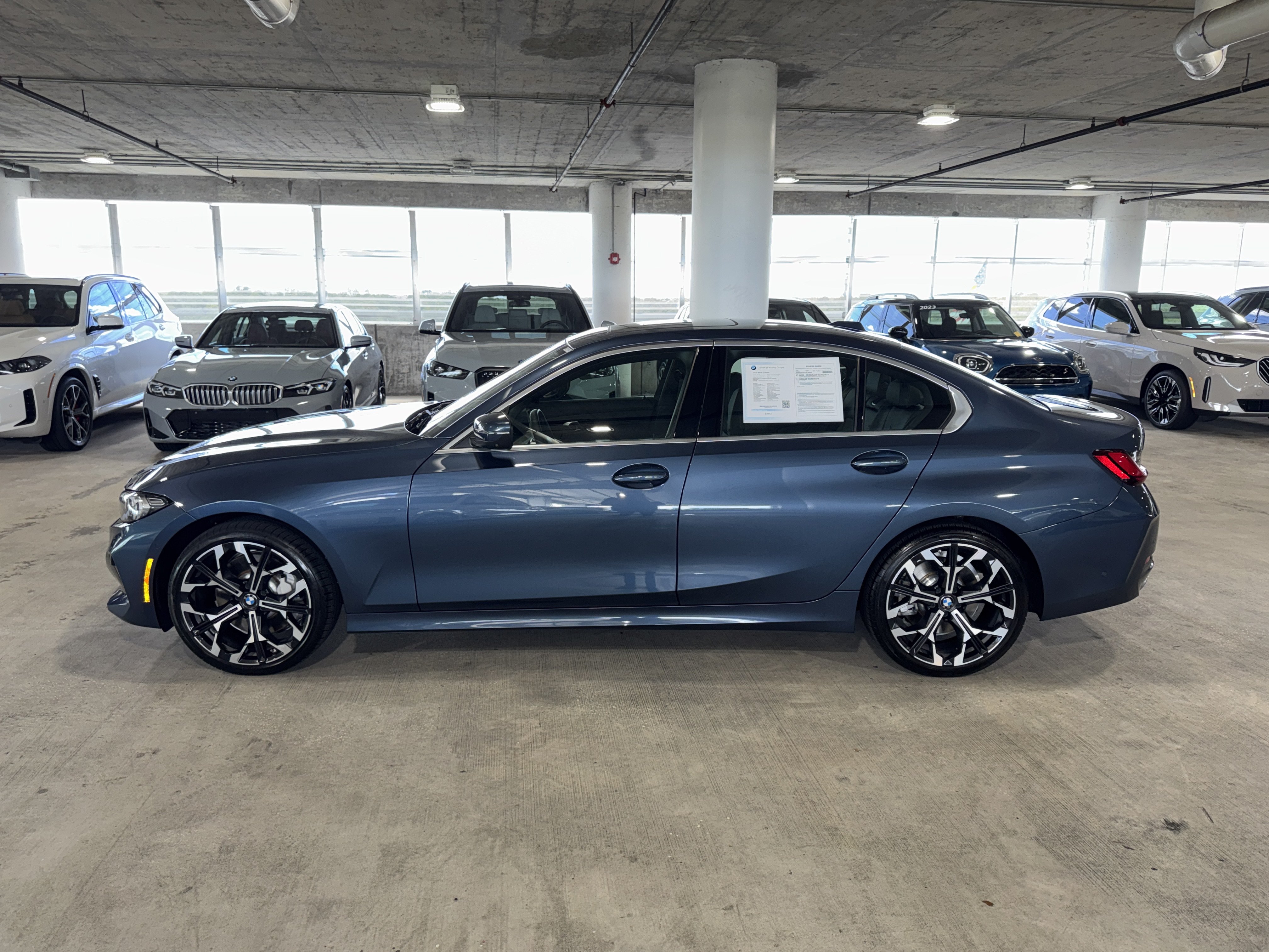 Used 2025 BMW 330i Sedan RWD image 5