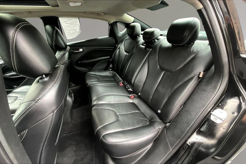 Used 2015 Dodge Dart Limited FWD image 18