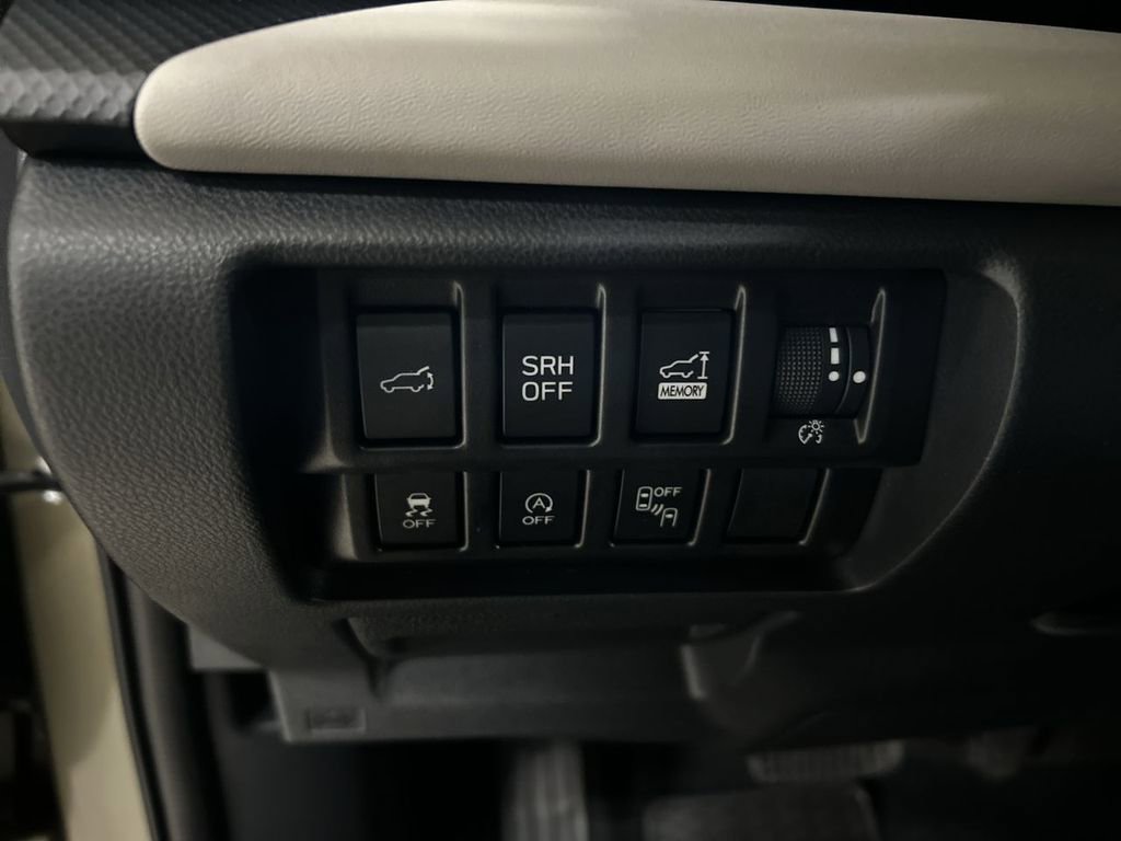 Certified 2023 Subaru Forester Limited image 17