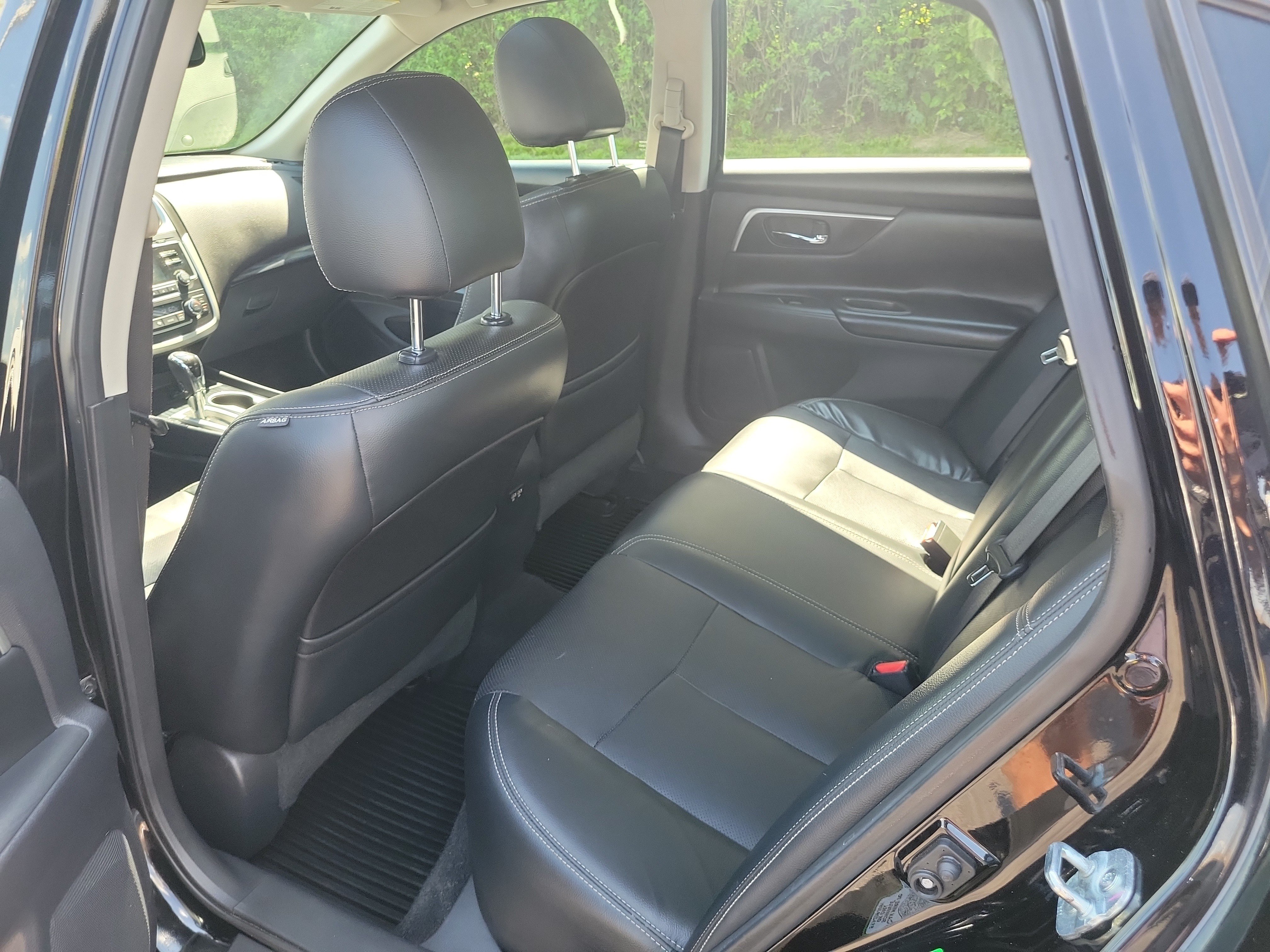 Used 2017 Nissan Altima 2.5 SL w/ Moonroof Package FWD image 13
