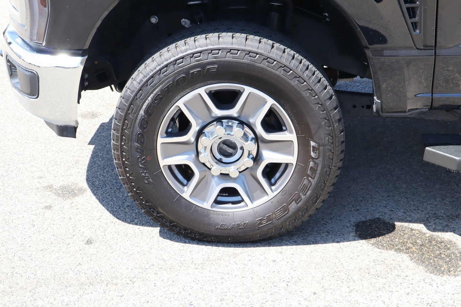 Used 2024 Ford F250 Lariat w/ FX4 Off-Road Package AWD/4WD image 14
