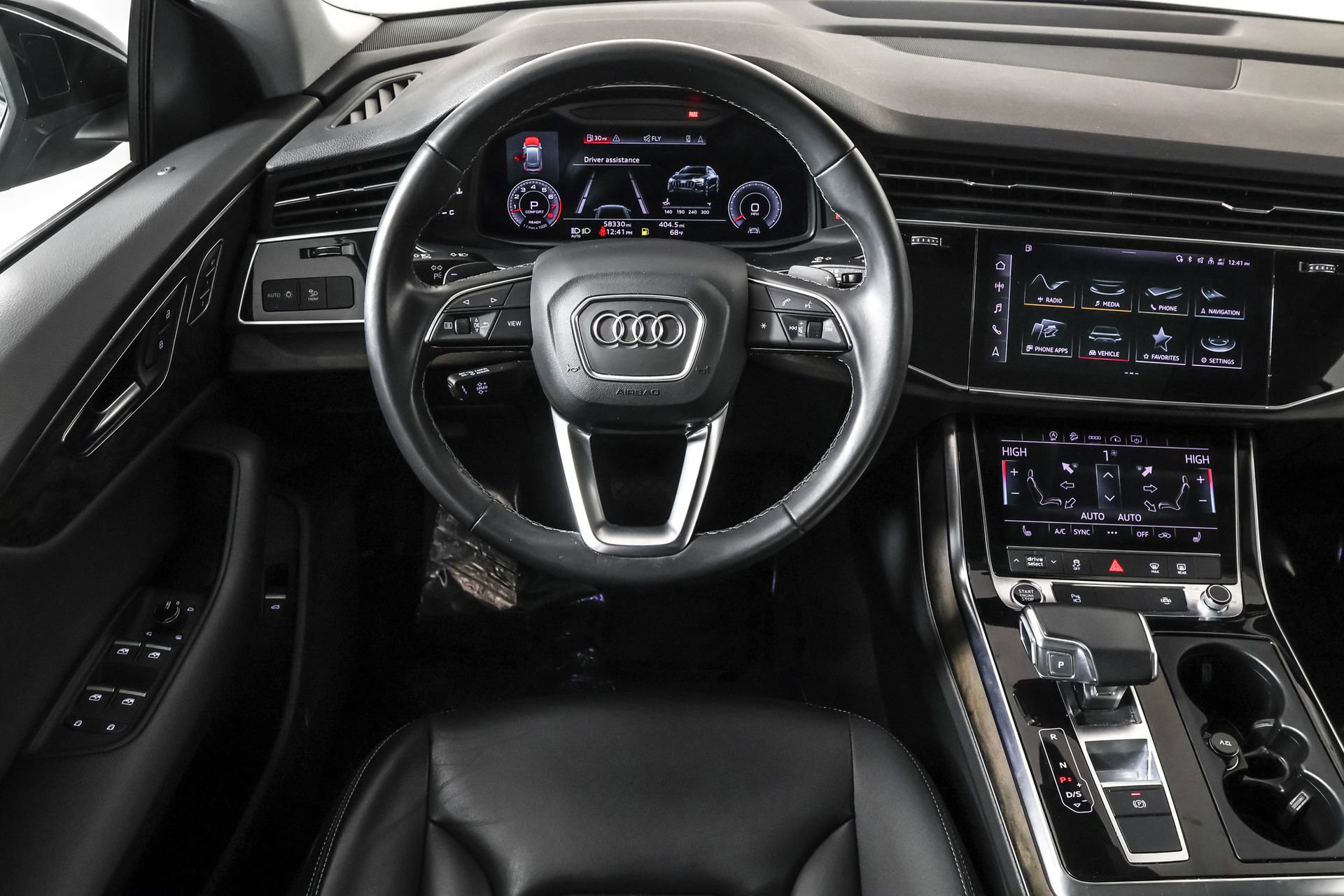 Used 2022 Audi Q8 Premium image 39