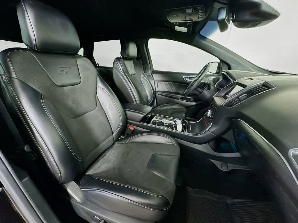 Certified 2019 Ford Edge ST w/ Convenience Package image 14