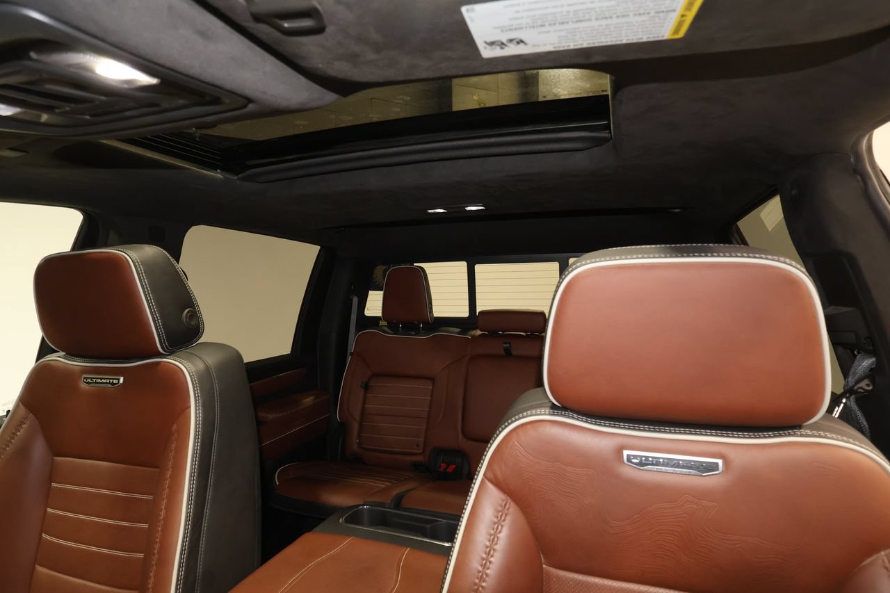 Used 2025 GMC Sierra 3500 Denali Ultimate AWD/4WD image 19