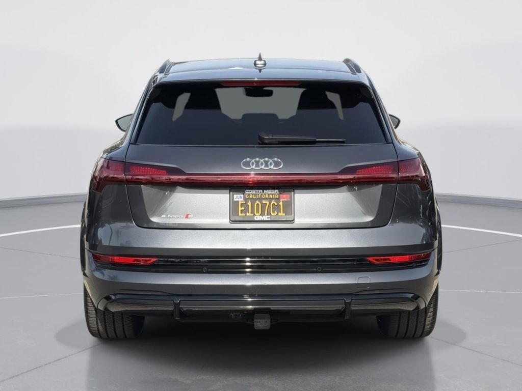 Used 2022 Audi e-tron S Prestige w/ Prestige Package image 4