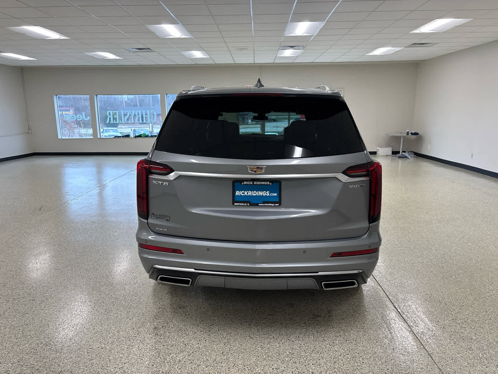 Used 2024 Cadillac XT6 Luxury image 8