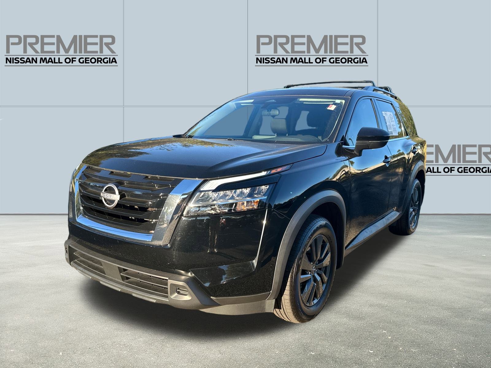 Used 2022 Nissan Pathfinder SV
