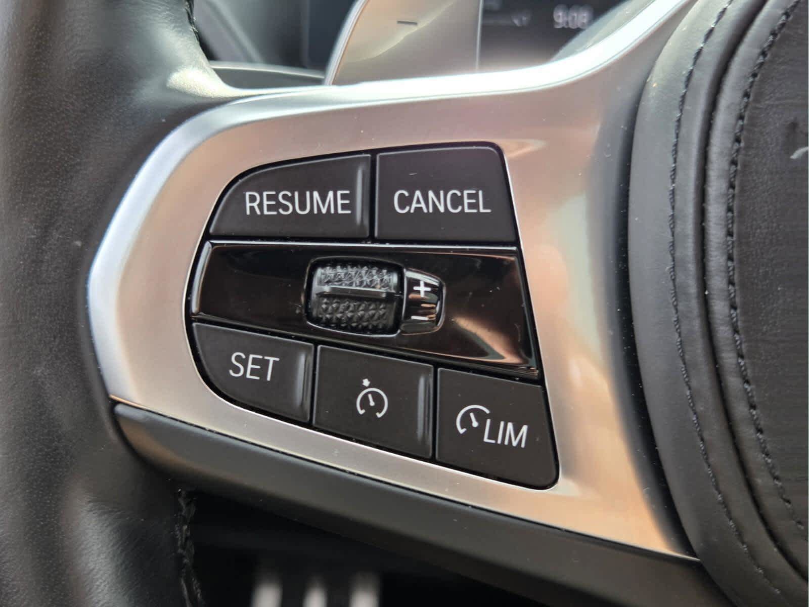 Certified 2024 BMW M440i Coupe w/ Premium Package RWD image 31