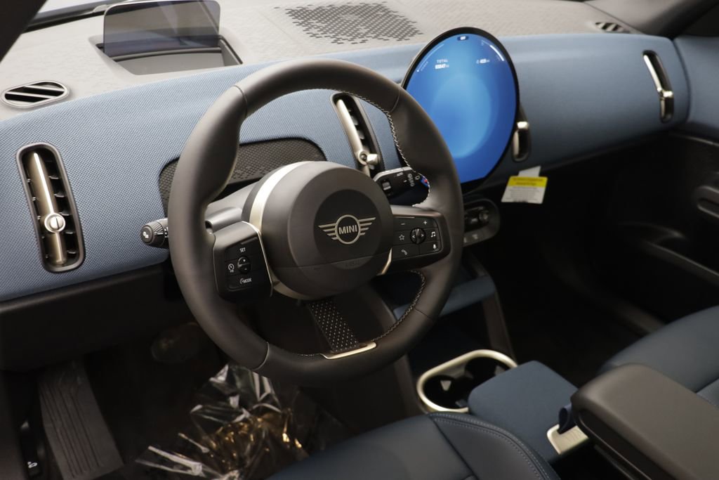 Certified 2025 MINI Cooper Countryman S AWD/4WD image 6