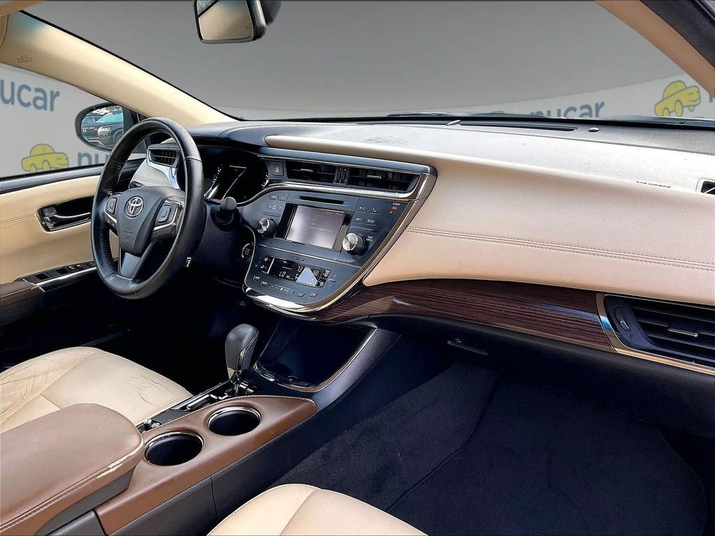 Used 2013 Toyota Avalon XLE FWD image 14