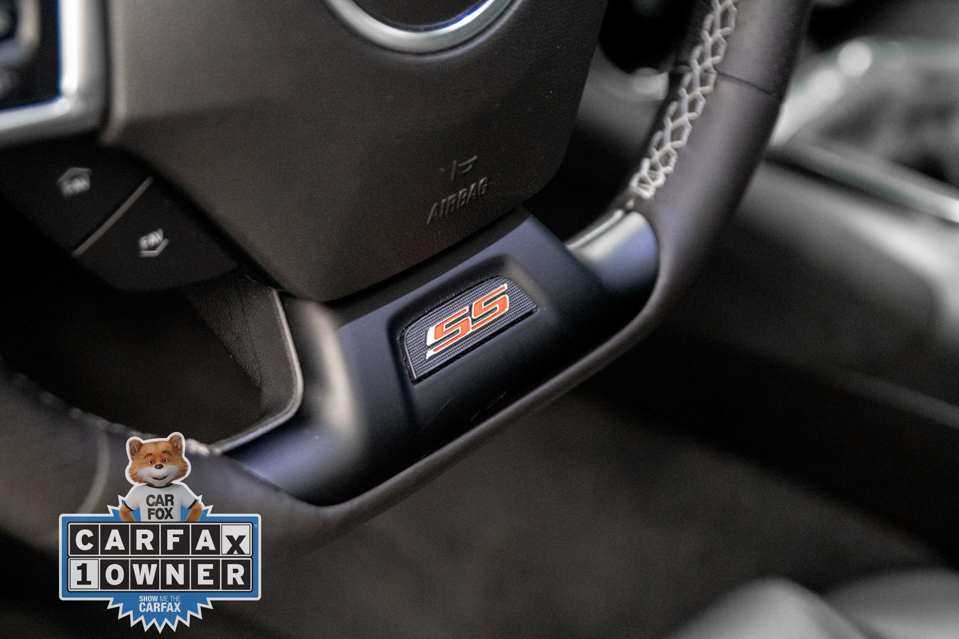 Used 2018 Chevrolet Camaro SS RWD image 22
