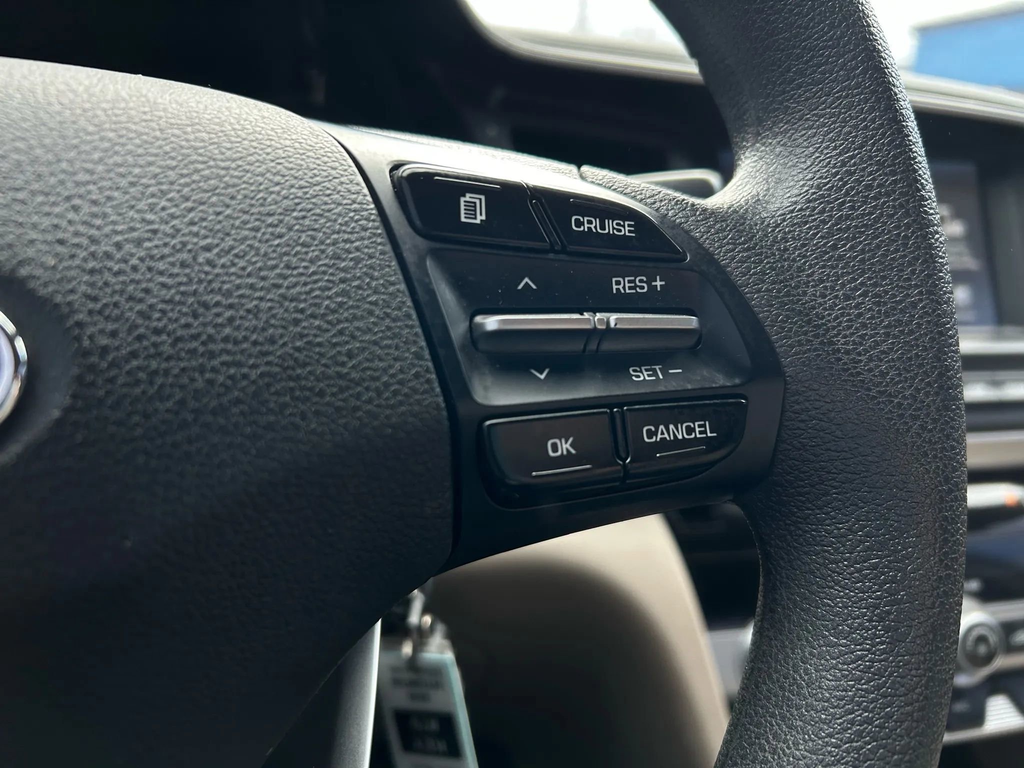 Used 2020 Hyundai Elantra SEL image 12