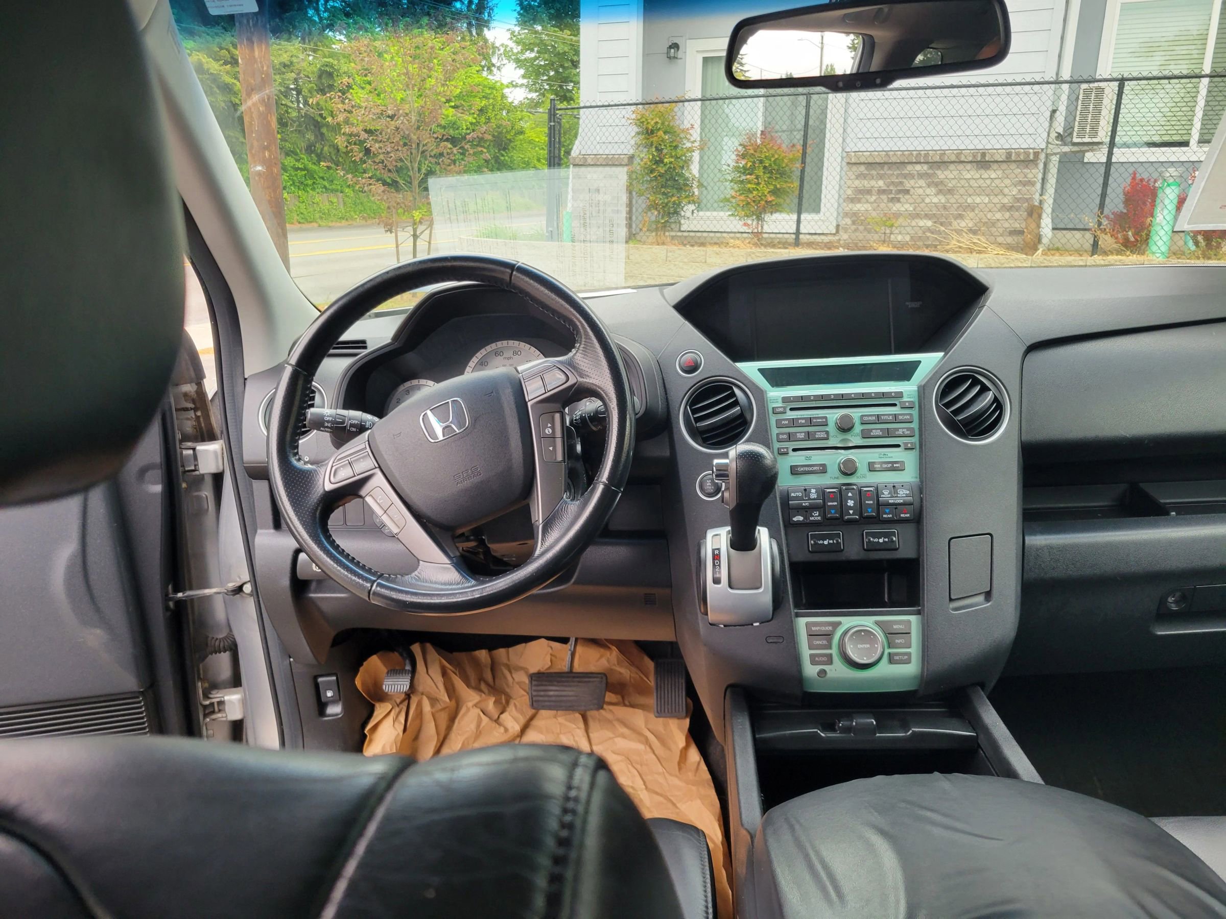 Used 2010 Honda Pilot Touring image 8
