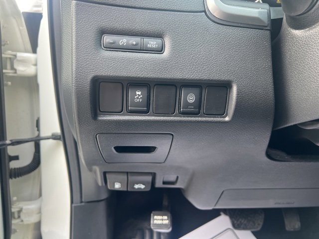 Used 2022 Nissan Murano S image 21