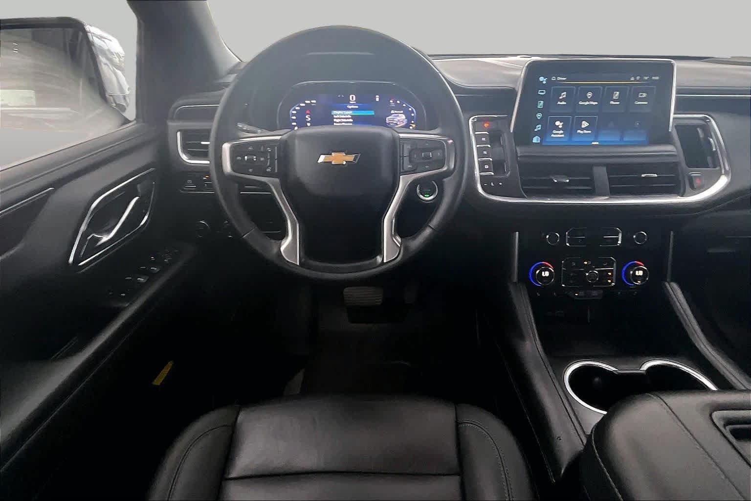 Used 2024 Chevrolet Tahoe LT w/ Luxury Package RWD image 6