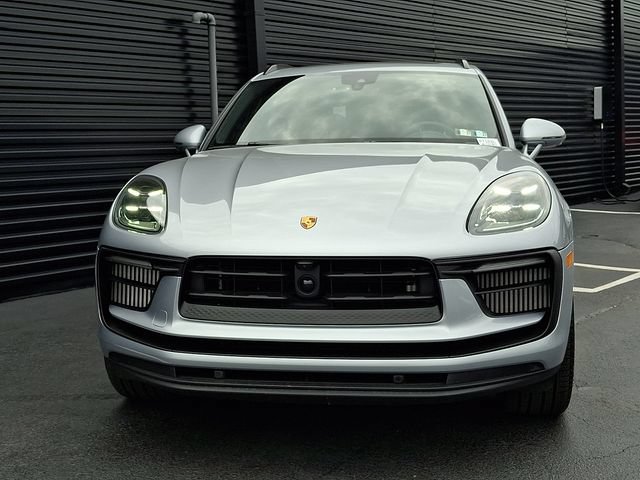 Certified 2026 Porsche Macan S AWD/4WD image 10