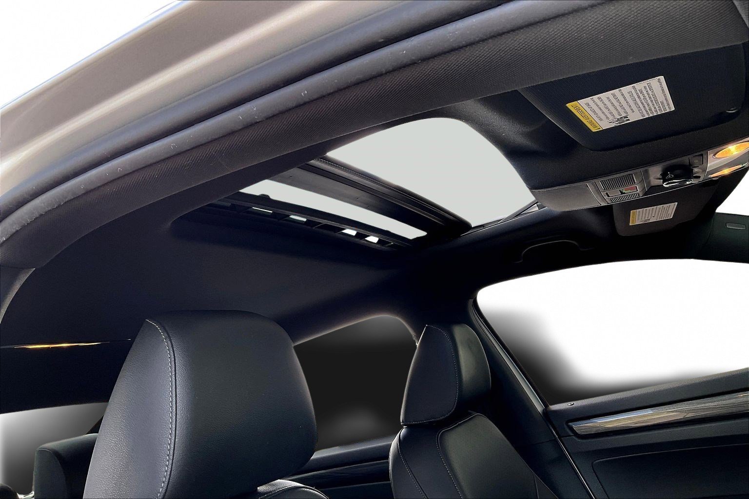 Used 2021 Volkswagen Passat 2.0T R-Line image 26