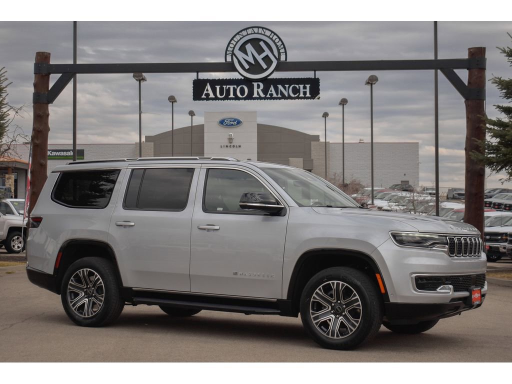 New 2025 Jeep Wagoneer 4WD w/ Convenience Group I