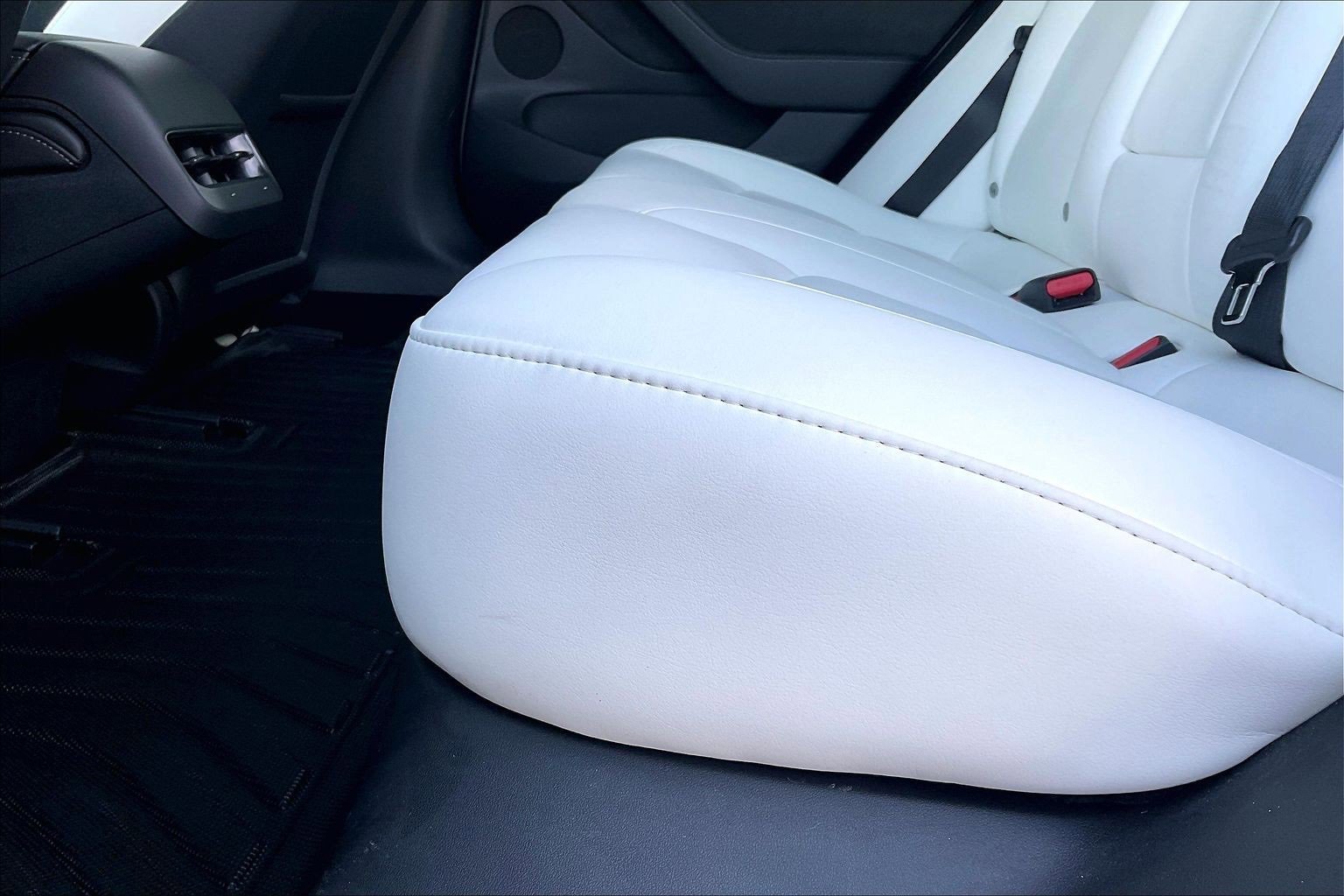 Used 2023 Tesla Model 3 Long Range image 16