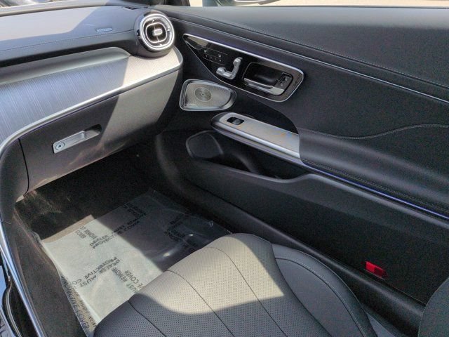 New 2026 Mercedes-Benz CLE 300 4MATIC Coupe image 16