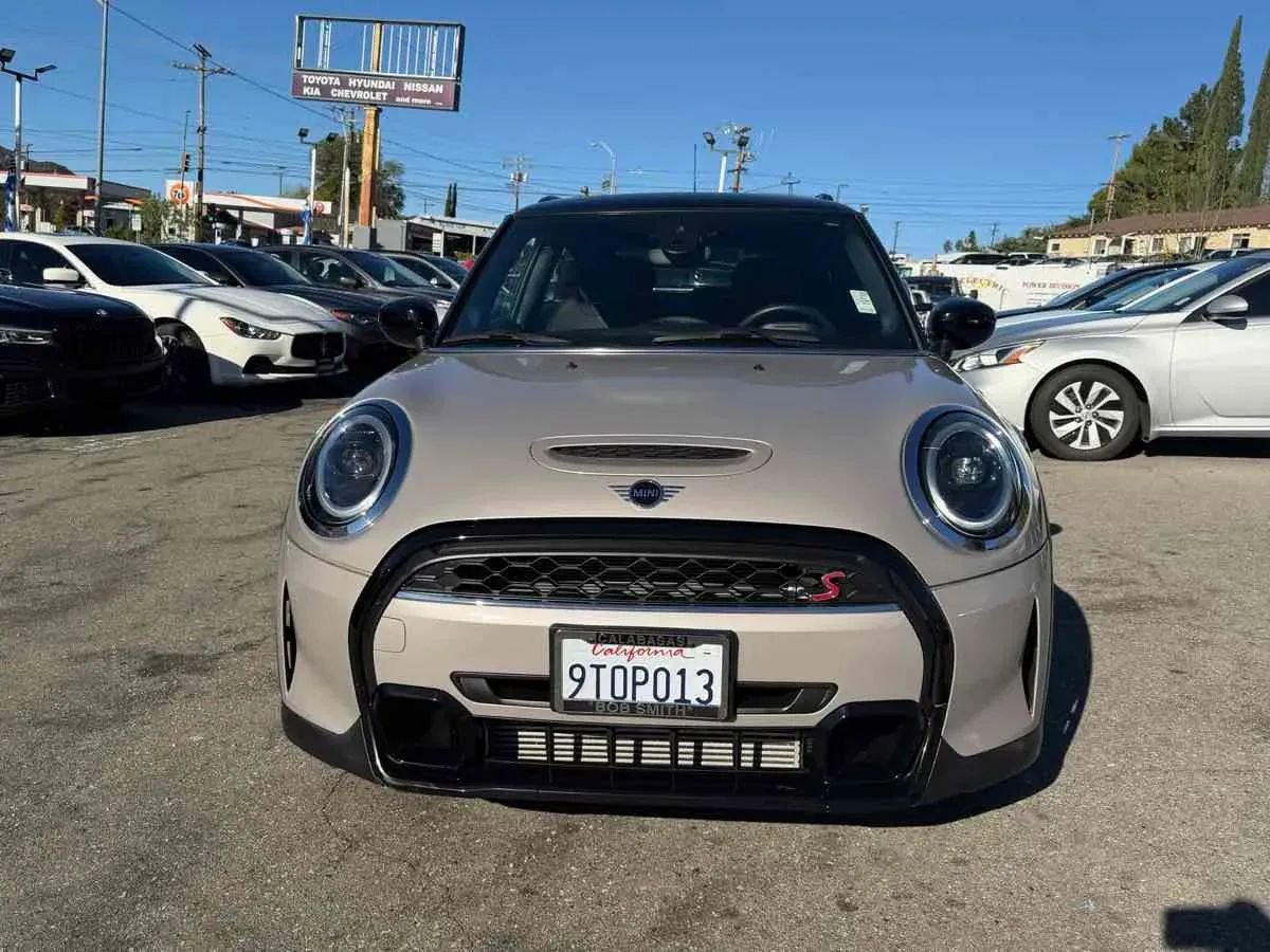 Used 2022 MINI Cooper S FWD image 2