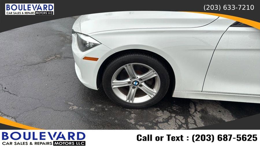 Used 2014 BMW 320i Sedan RWD image 9