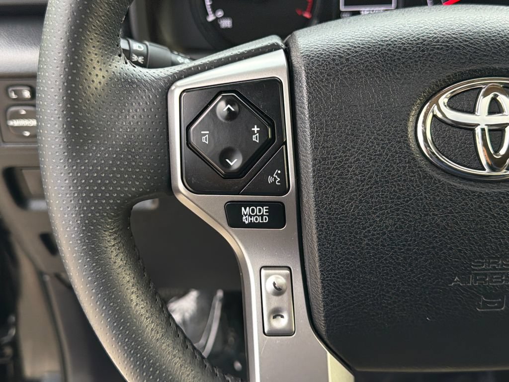 Used 2022 Toyota 4Runner SR5 Premium w/ Moonroof Package AWD/4WD image 27