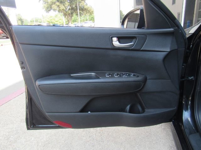 Used 2019 Kia Optima LX image 11