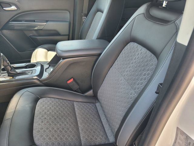 Used 2021 Chevrolet Colorado Z71 AWD/4WD image 11