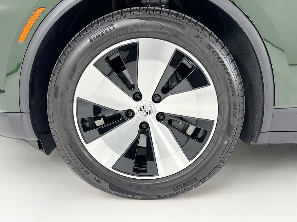 New 2026 Porsche Macan Electric image 34