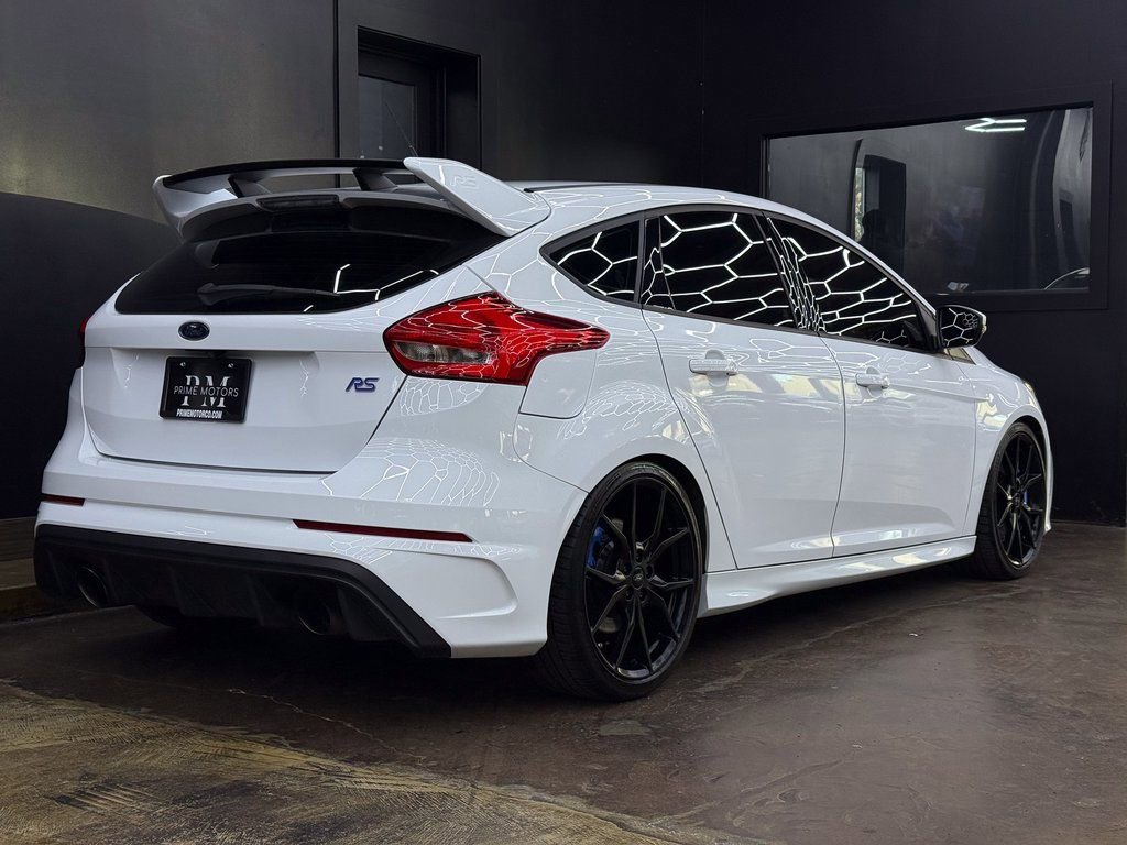 Used 2017 Ford Focus RS image 9