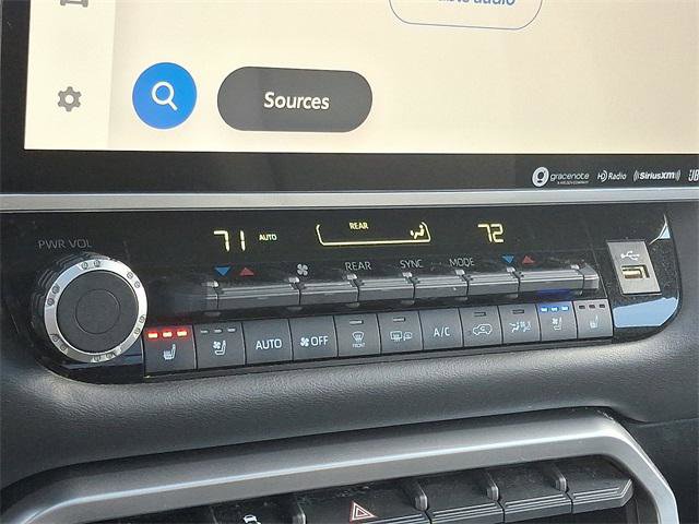 Certified 2023 Toyota Sequoia Platinum image 17