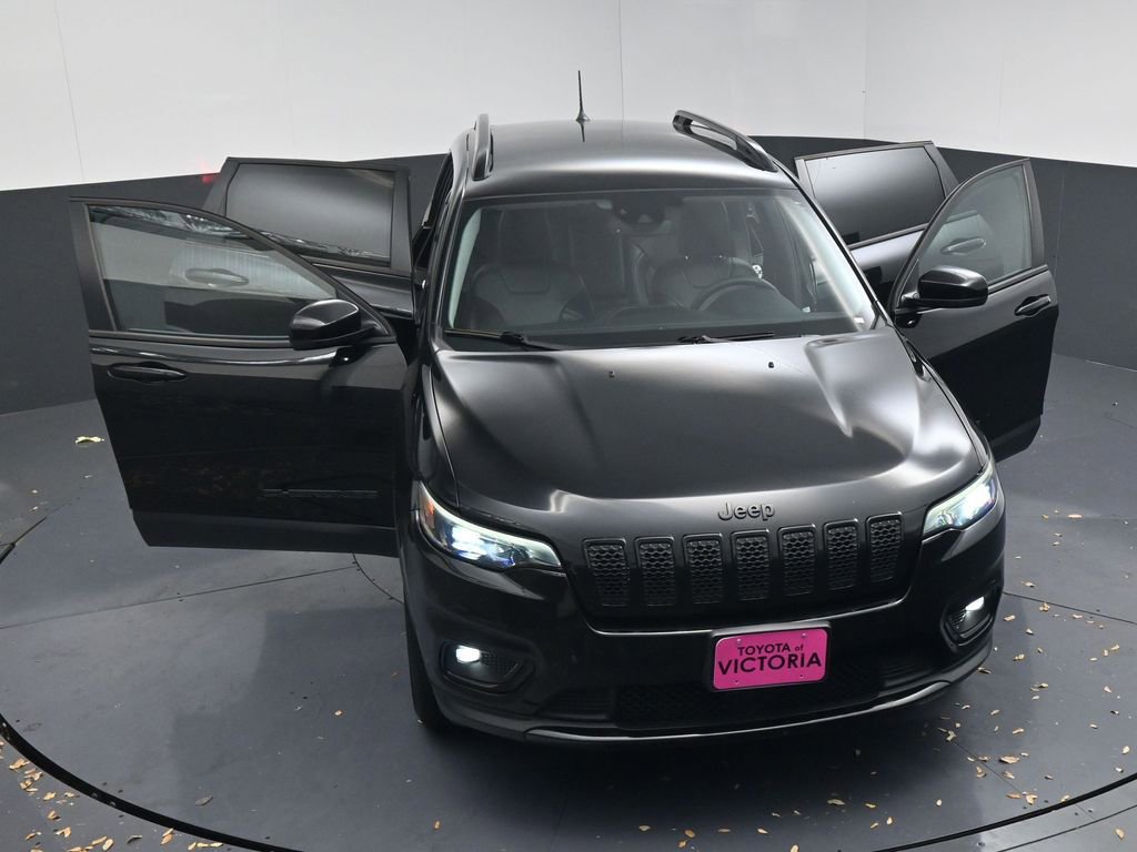 Used 2023 Jeep Cherokee Altitude Lux image 21
