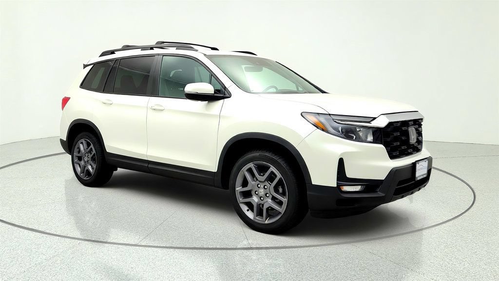 Used 2023 Honda Passport EX-L image 3