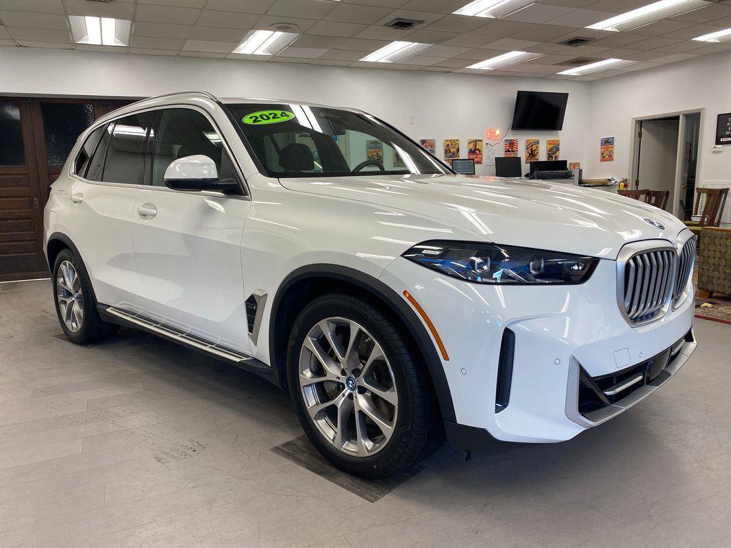 Used 2024 BMW X5 xDrive50e image 19