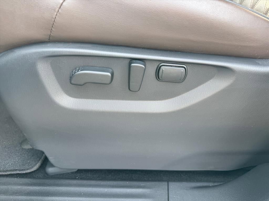 Certified 2024 Nissan Armada Platinum w/ Captain's Chairs Package image 16