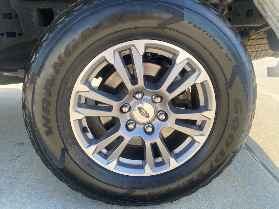 Used 2019 Ford F150 Lariat AWD/4WD image 26