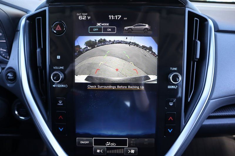 Used 2024 Subaru Crosstrek 2.0i Premium image 13