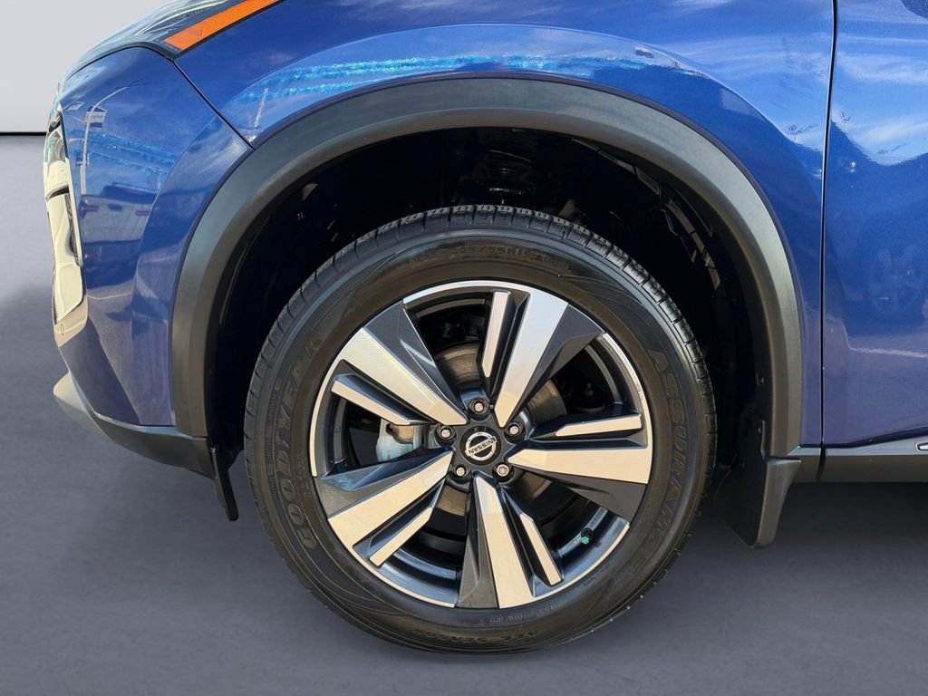 Used 2021 Nissan Rogue SL w/ Premium Package FWD image 9