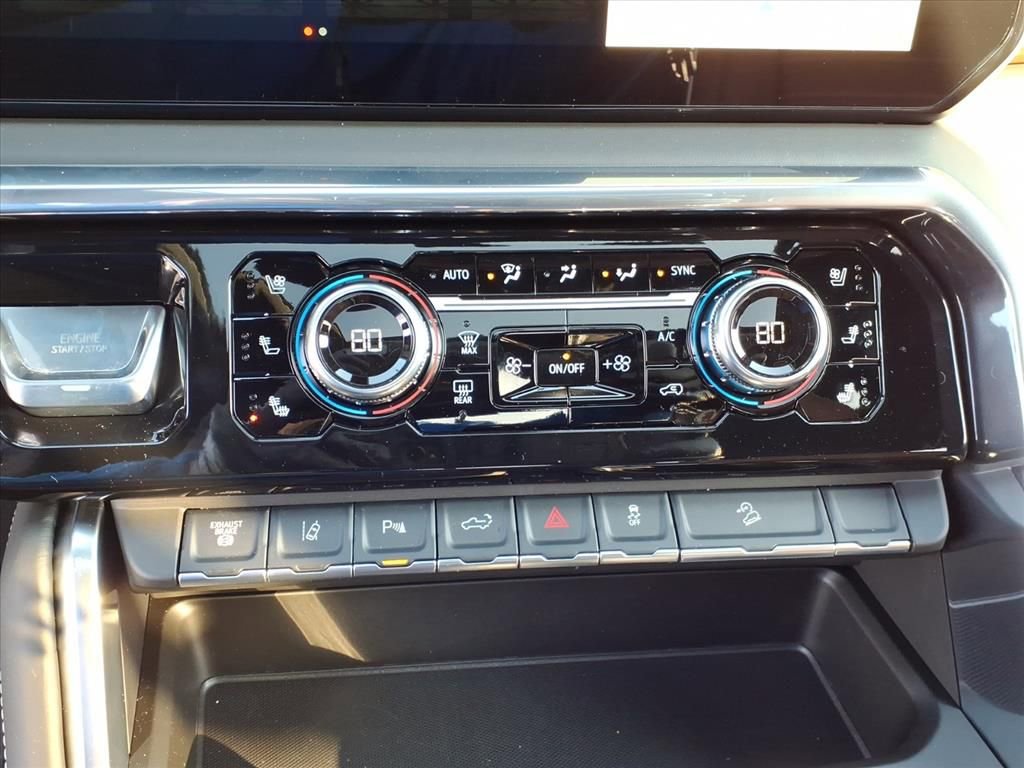 New 2026 GMC Sierra 2500 Denali Ultimate w/ Max Trailering Package image 10