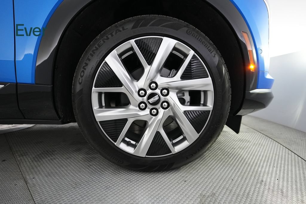 Used 2025 Cadillac Optiq Luxury 1 AWD/4WD image 20