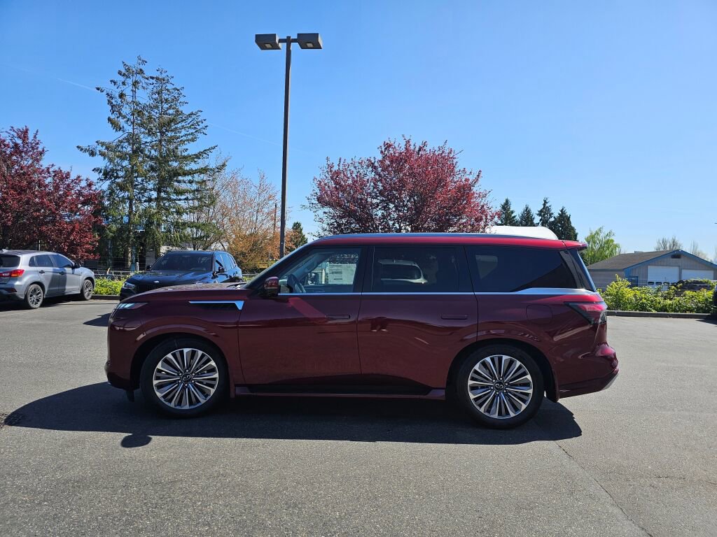 New 2025 INFINITI QX80 Luxe image 4