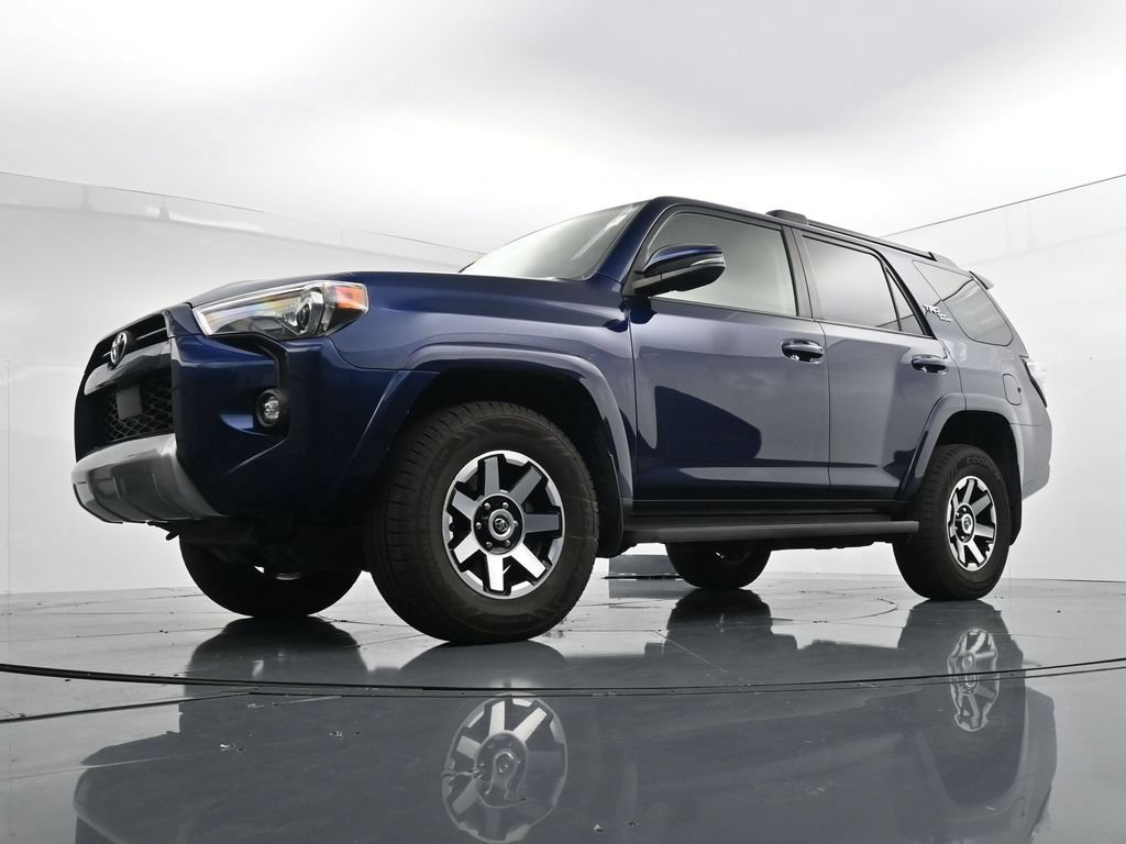 Used 2022 Toyota 4Runner TRD Off-Road Premium w/ Moonroof Package AWD/4WD image 34