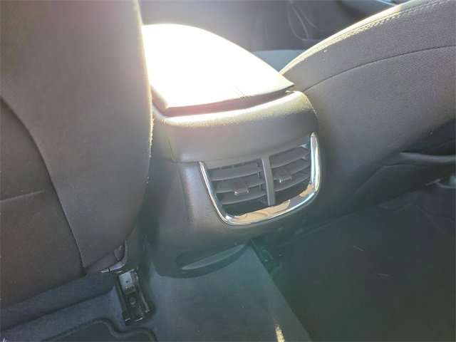 Used 2024 Chevrolet Malibu LT image 11