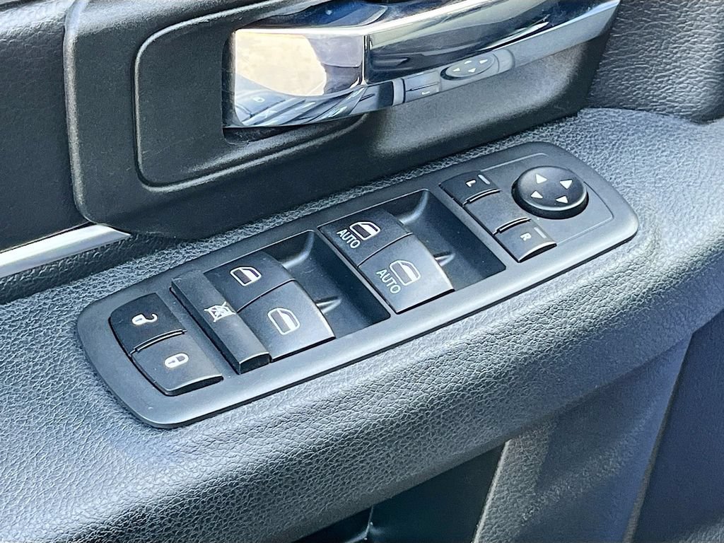 Used 2021 RAM 1500 Warlock AWD/4WD image 17